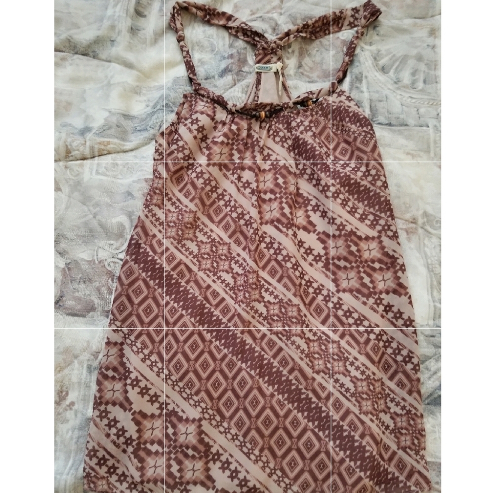 Flowy open back Guess tank top